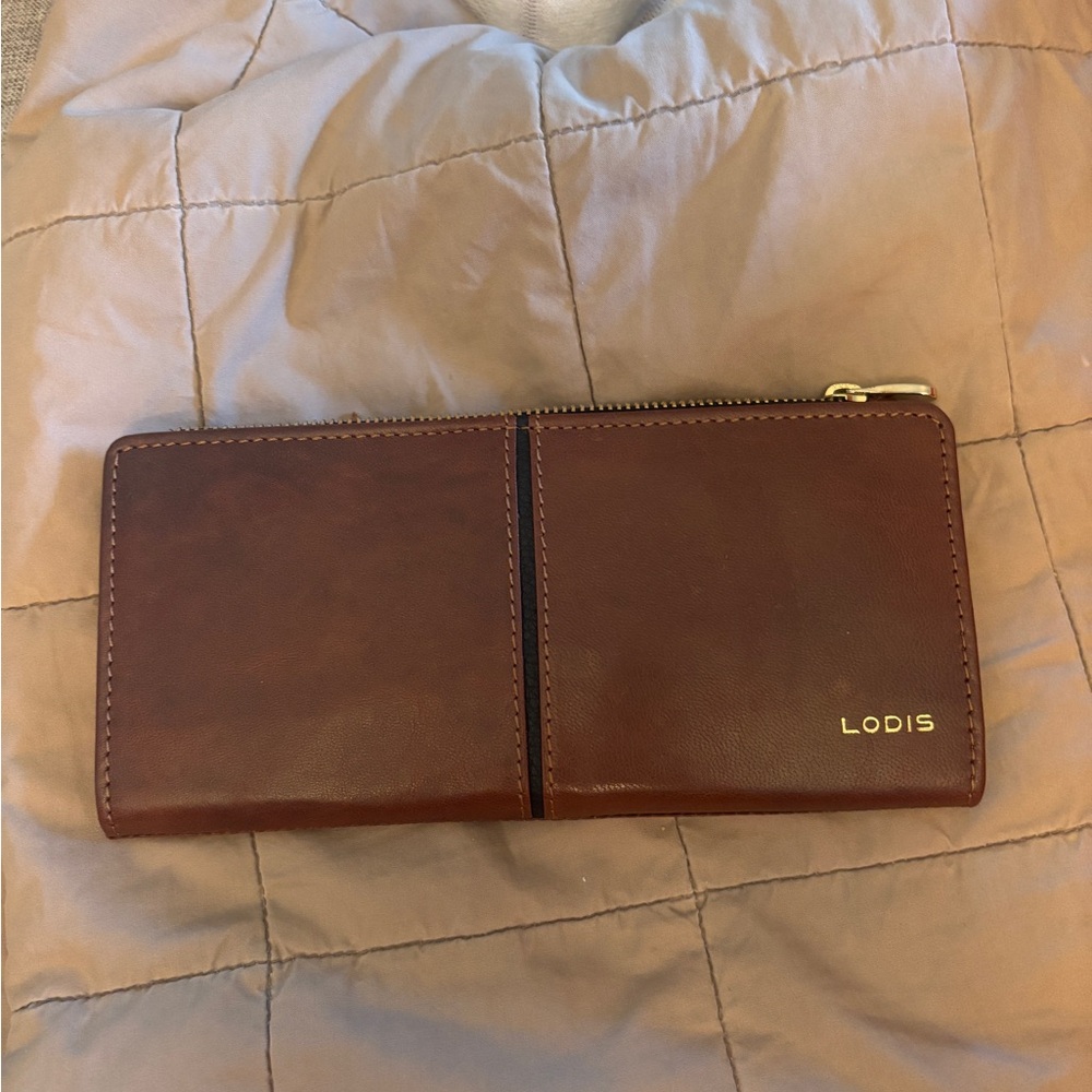 LODIS Brown Leather RFID Wallet NWT
